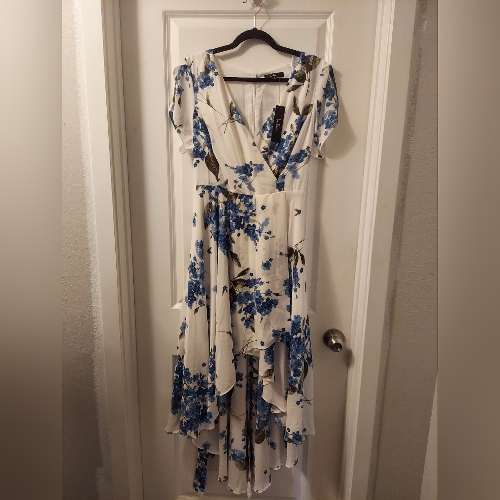 Lulu's Blue and White Floral High-Low Faux Wrap Sundress 1X NWT
